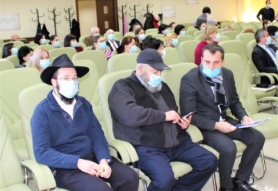 Chabad-to-help-Moldovan-Government_14