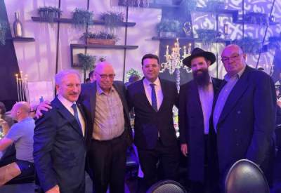 d9c10388-6230-4e69-bf7a-ed929fcb8257