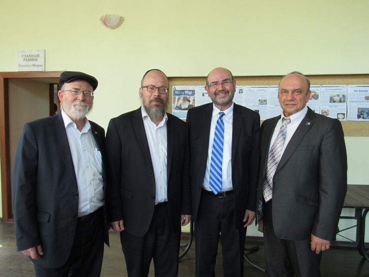 מולדובה: שגריר ישראל מר אליהו ירושלמי בביקור בבית הכנסת