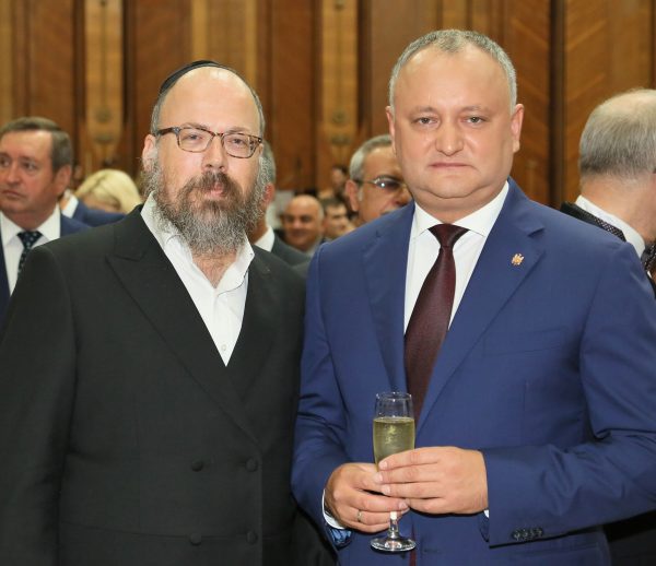 מולדובה: השליח נפגש עם נשיא המדינה