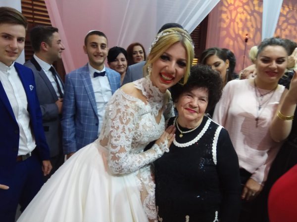 Mazal tov to Eden Gindin on her wedding to Yishai Yelizarov.